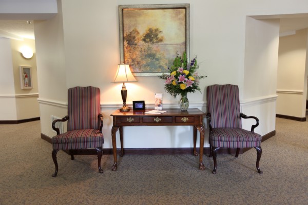 Maplewood of Marshall: Lobby