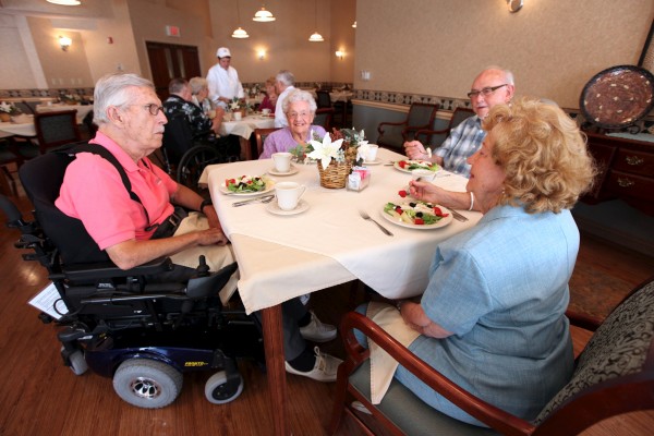 Maplewood of Marshall: Dining