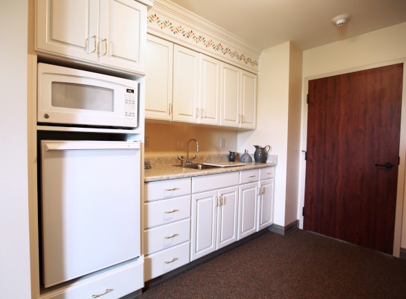 Maplewood of Marshall: Kitchen